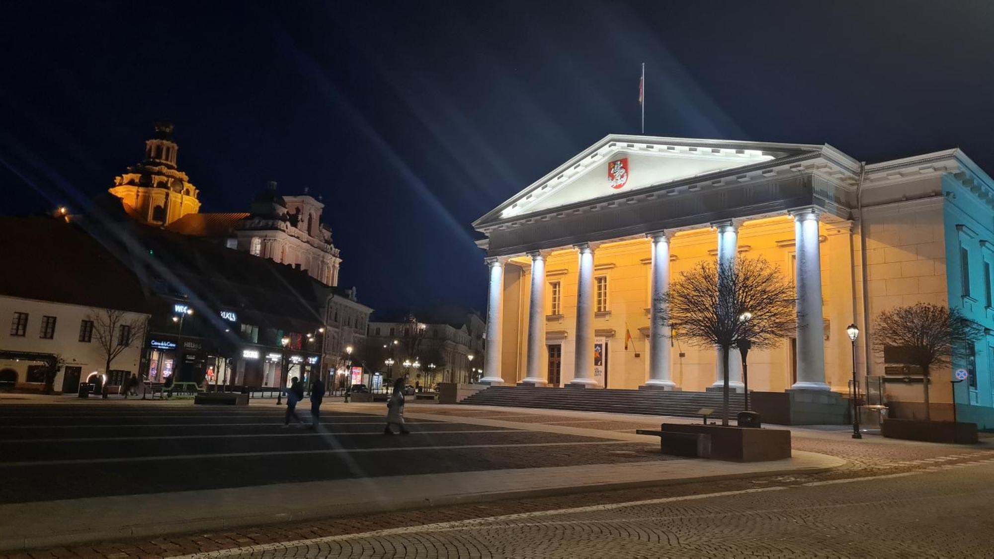 Rehouse, Antokolskio 13 Vilnius Ngoại thất bức ảnh