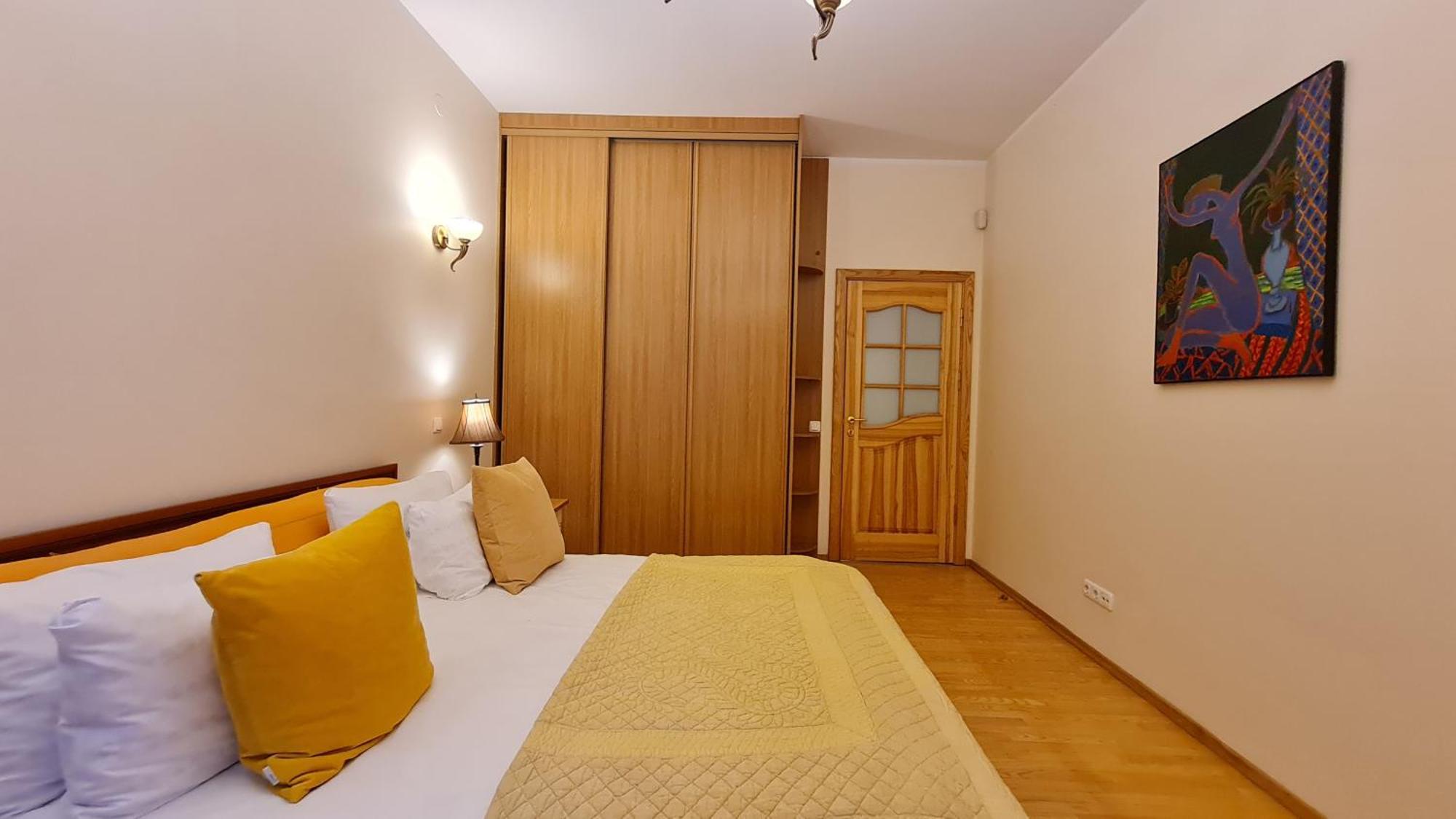 Rehouse, Antokolskio 13 Vilnius Ngoại thất bức ảnh